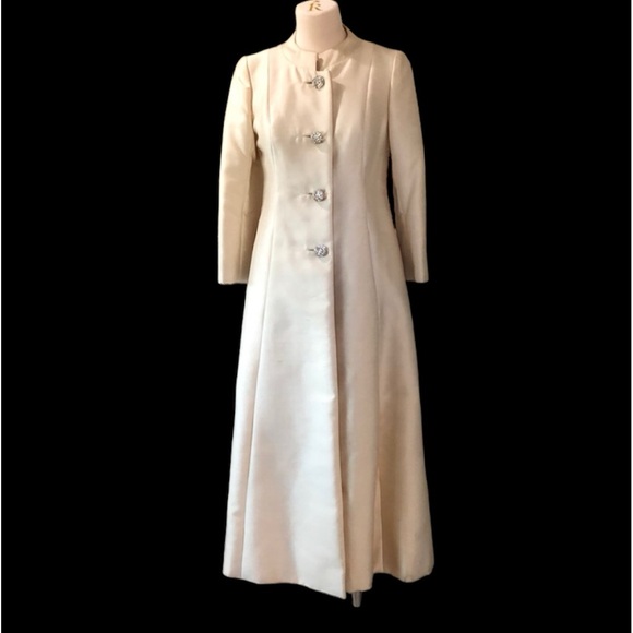 Vintage 1960’s raw silk maxi opera coat - Picture 2 of 13